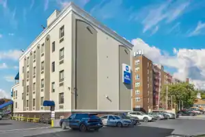 Отель «Best Western Jamaica Inn», Куинс