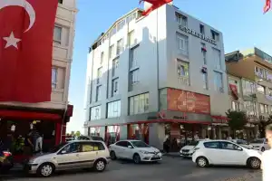 Seref Hotel, Ялова