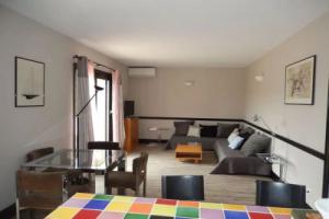 Au Cèdre De Saint Rémy Location De Vacances, Сен-Реми-де-Прованс
