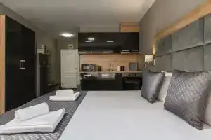 Marina Beach Apartments, Поморие