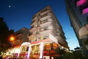 Hotel «Dusseldorf», Римини