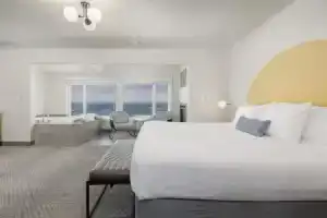 Surfland Hotel, Линкольн-Сити
