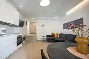 Magian Luxury Apartments, Амудара