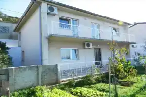Apartment Antonija, Сень