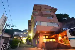 Nagasaki Sky Hotel, Нагасаки