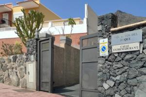 Altos del Roque - Stylish and Comfortable House, Адехе