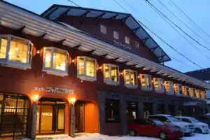 Hotel «Japan Shiga», Яманоути