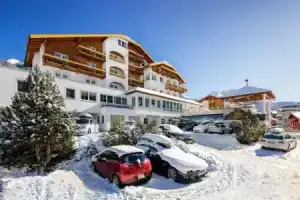 Hotel «Post», Наудерс