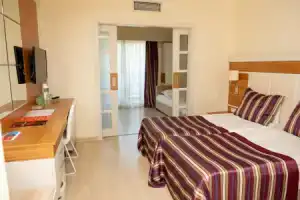 Pegasos Resort, Авсаллар