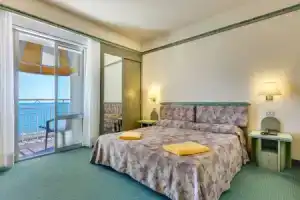 Hotel «Montecarlo», Лидо-ди-Езоло