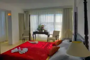 Отель «Ada Beach», Каравас