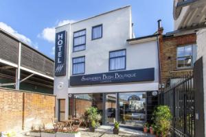 Hotel «Shepherds Bush London», Лондон