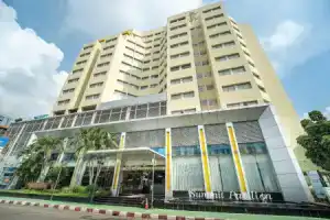 Summit Pavilion Hotel, Бангкок