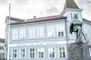 Hotel 1016 Olav Digre, Сарпсборг