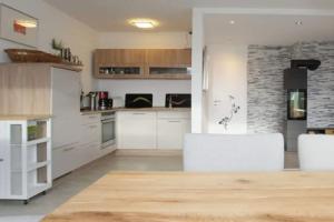 Penthouse Apartment With Pool, Грёмиц