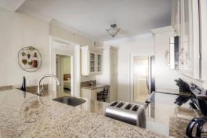 Le Marina Bay PH5 - Condo 4 People, Sunny Isles, Санни-Айлс-Бич