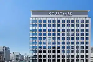 Отель «Courtyard by Marriott Osaka Honmachi», Осака
