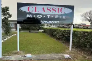 Мотель «Classic», Гамильтон