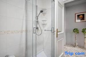 The Rooftop Panoramic Terrace 2 Bedrooms, Бари