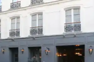 Hotel «Saint-Louis Pigalle», Париж