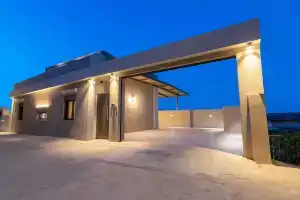 Vedi Town Luxury Apartment, Закинф