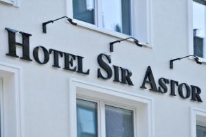Hotel «Sir & Lady Astor», Дюссельдорф
