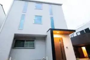 AMP FLAT Hakozaki, Фукуока