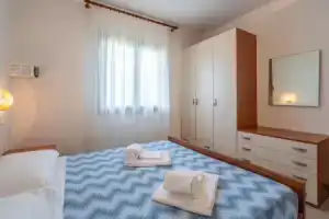 Awesome Home in Albarella RO With 3 Bedrooms and Outdoor Swimming Pool, Альбарелла