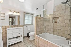Healdsburg Plaza Gem, Хелдсбург