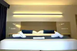 Hotel «Roca Bella», Пухольс
