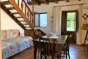 Casa Didime, al centro di Malfa a soli 600 mt dalla spiaggia, Мальфа
