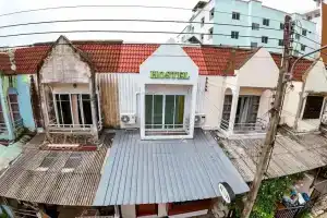 Homey Hostel Hatyai, Хатъяй