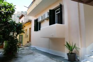 cozy apartment in Nafplio old town, Нафплион