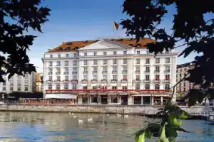 Four Seasons Hotel des Bergues Geneva, Женева