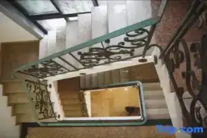 Old locust Homestay, Сиань