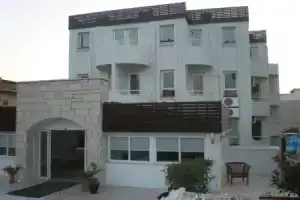 Otel «YENİ & RESİDANCE», Чешме
