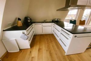 BEACH HOUSE-Traumwohnung in Bestlage mit herrlichem Meerblick, Фленсбург