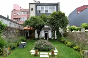 Отель «Porta Azul», Порту