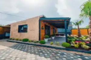 Club Armada Bungalov, Сапанджа