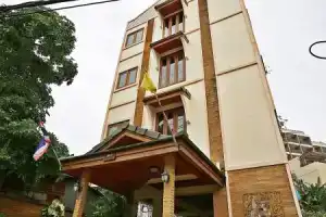 Отель «Baan Ss Karon», Карон