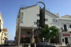 Hotel «Fly», Галлиполи