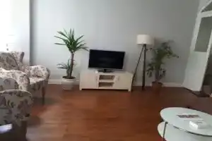 Cozy 3 Bedroom Flat near Galata Tower, Стамбул