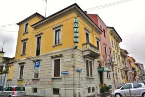 Hotel «Trentina», Милан