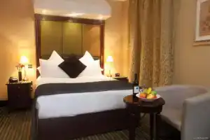 Отель «Park Grand Paddington Court», Лондон