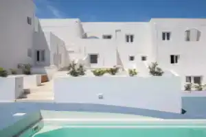 Отель «Voca & Suites», Камари