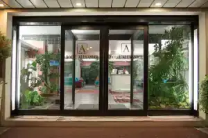 Hotel «Alexander», Местре