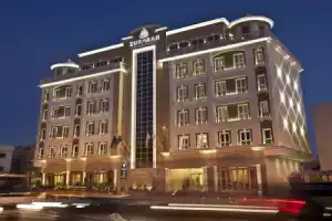 Отель «Zubarah», Доха