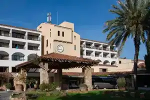 Coral Beach Hotel & Resort Cyprus, Корал-Бэй