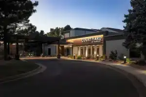 Отель «Courtyard by Marriott Denver Central Park», Денвер
