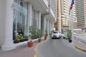 Grand Continental Flamingo Hotel, Абу-Даби